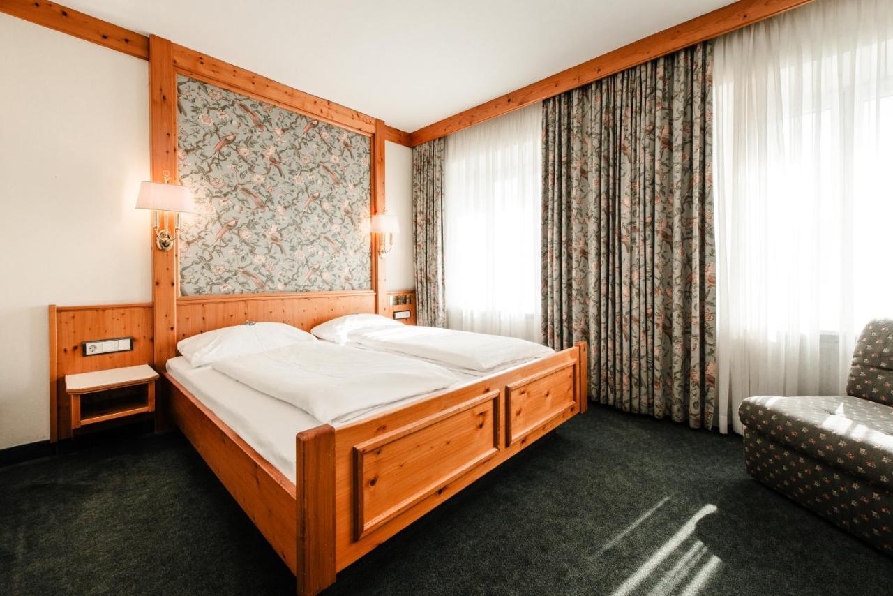Hotel & Restaurant Ochsen Merklingen Εξωτερικό φωτογραφία