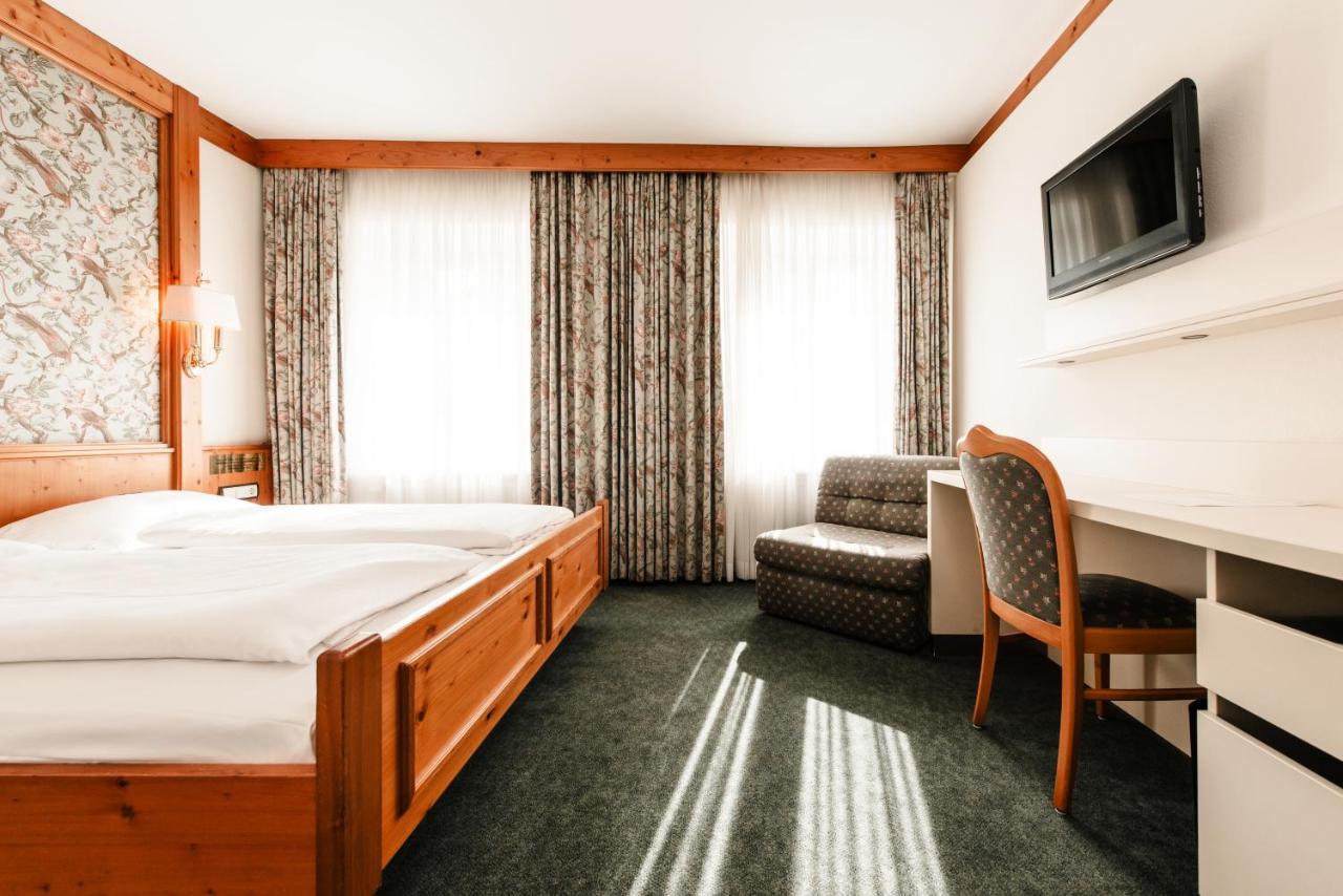 Hotel & Restaurant Ochsen Merklingen Εξωτερικό φωτογραφία