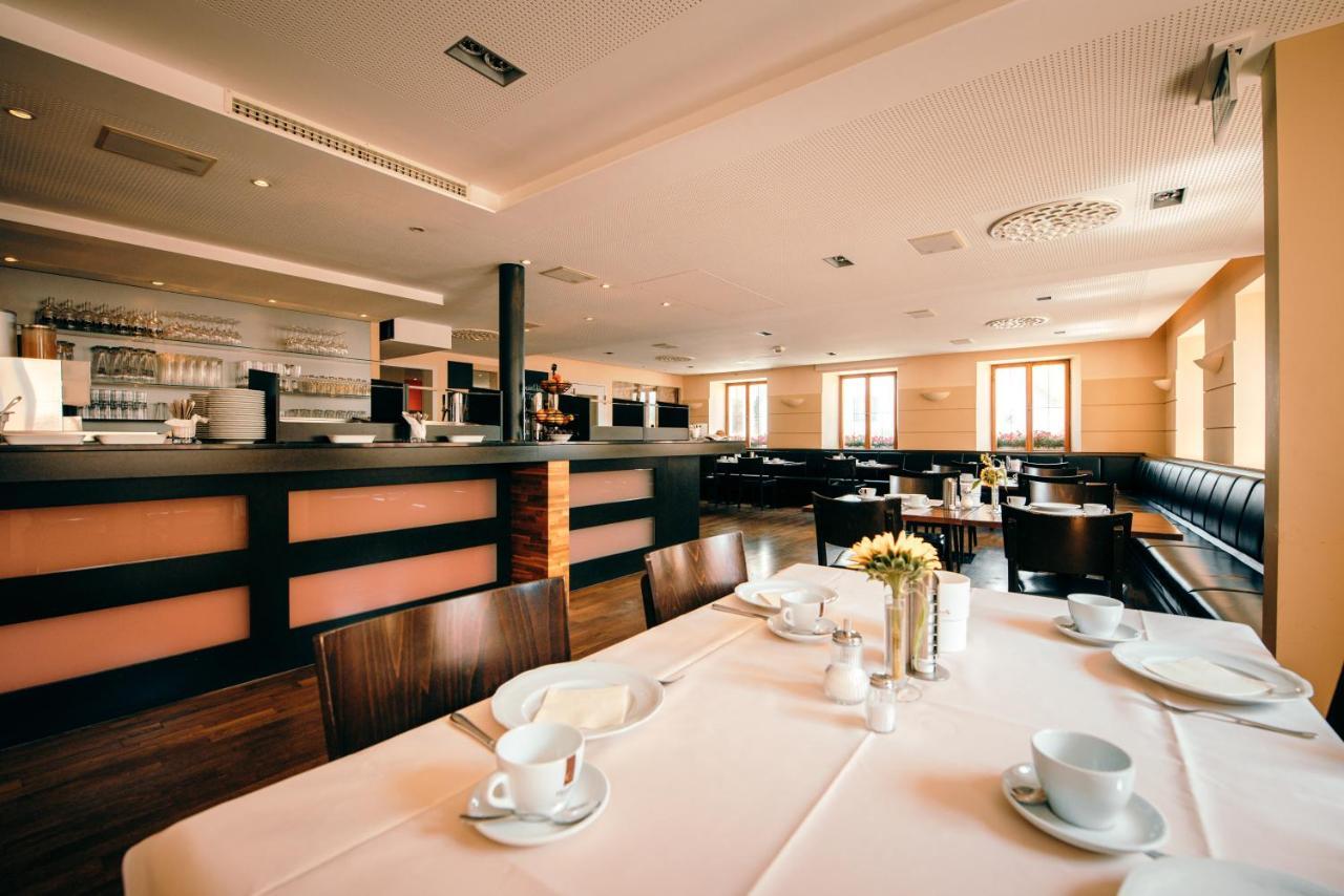 Hotel & Restaurant Ochsen Merklingen Εξωτερικό φωτογραφία