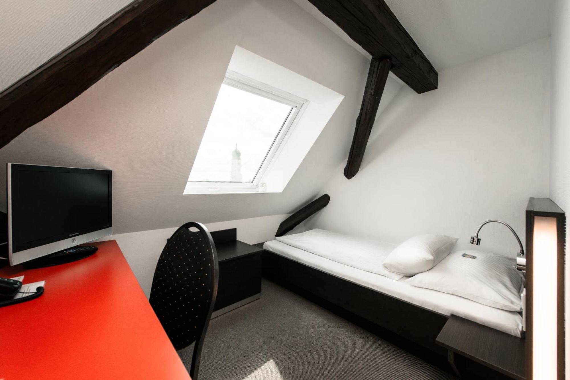 Hotel & Restaurant Ochsen Merklingen Εξωτερικό φωτογραφία