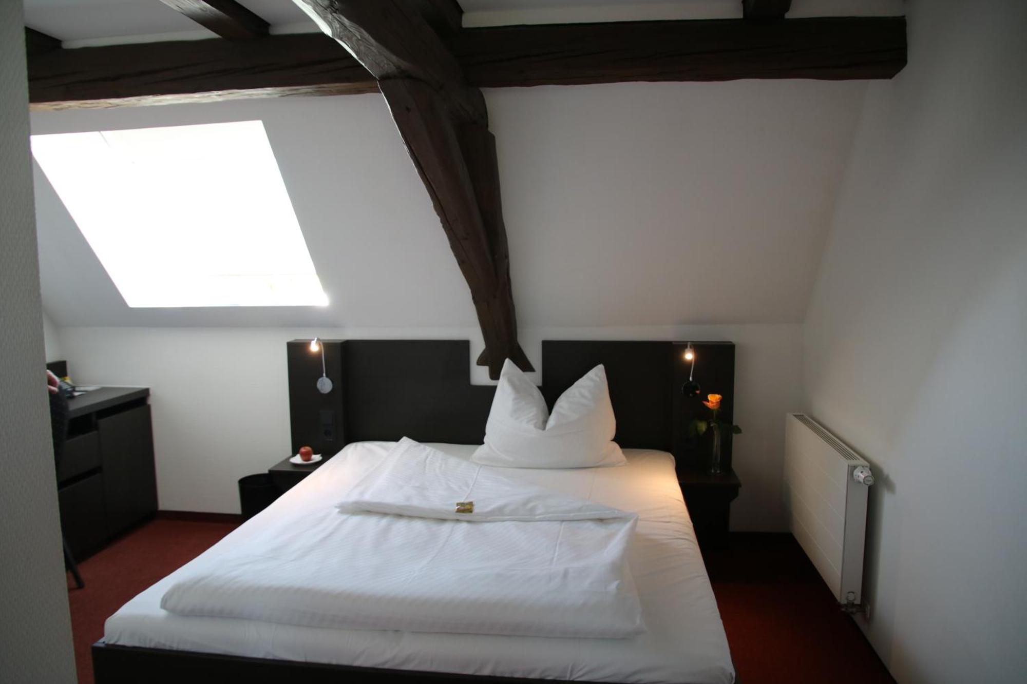 Hotel & Restaurant Ochsen Merklingen Εξωτερικό φωτογραφία